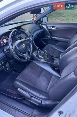 Седан Honda Accord 2012 в 