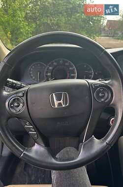 Купе Honda Accord 2013 в 