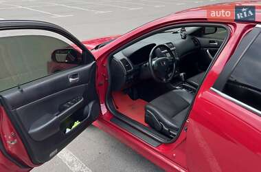 Седан Honda Accord 2005 в 