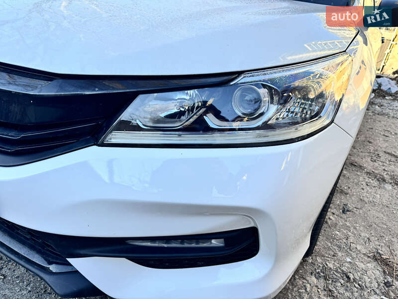 Седан Honda Accord 2016 в Дніпрі