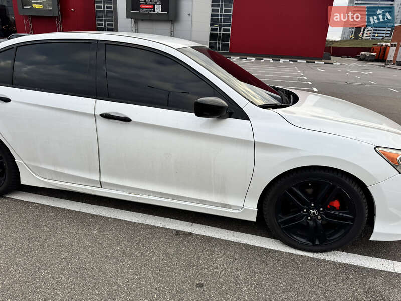 Седан Honda Accord 2016 в Дніпрі