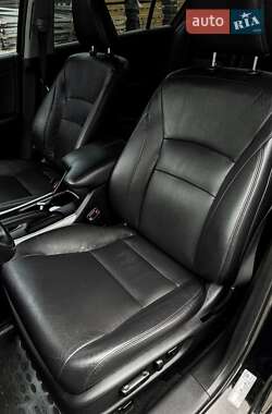 Седан Honda Accord 2013 в 