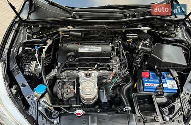 Седан Honda Accord 2013 в 
