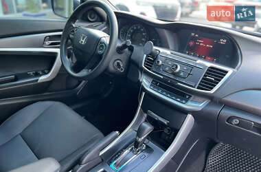 Купе Honda Accord 2013 в 