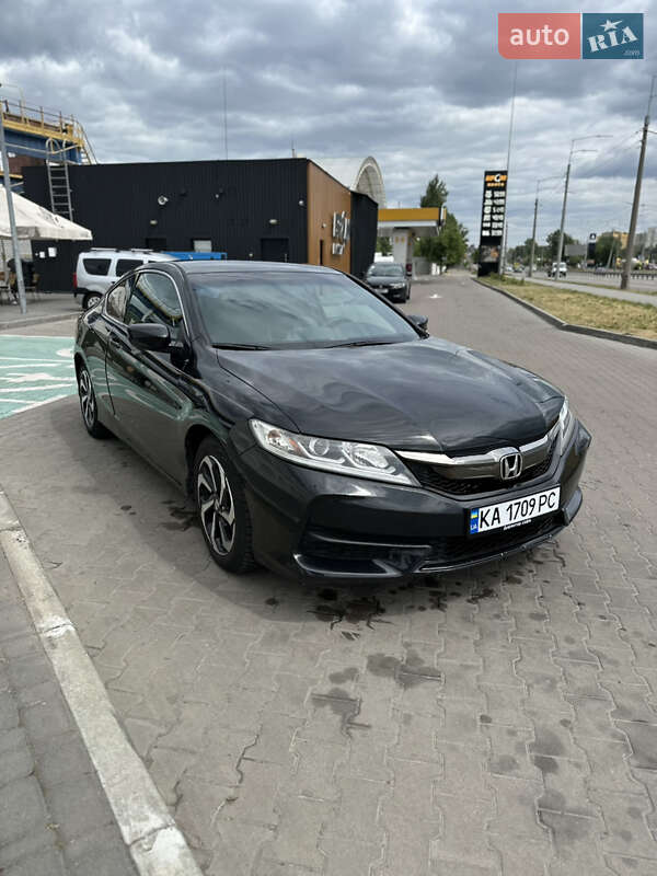 Купе Honda Accord 2015 в 