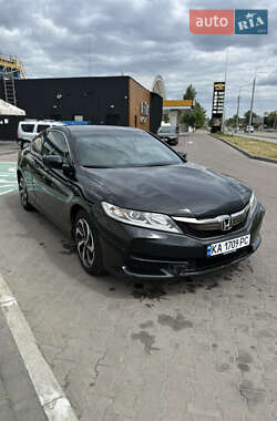 Купе Honda Accord 2015 в 