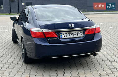 Седан Honda Accord 2015 в 
