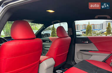 Седан Honda Accord 2016 в 