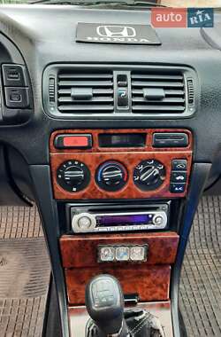 Седан Honda Accord 1998 в 