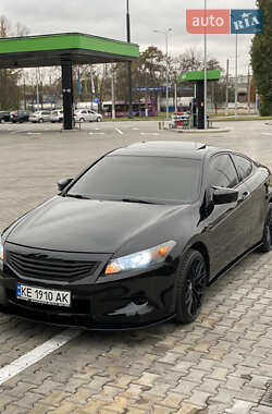 Купе Honda Accord 2010 в Кременчуці