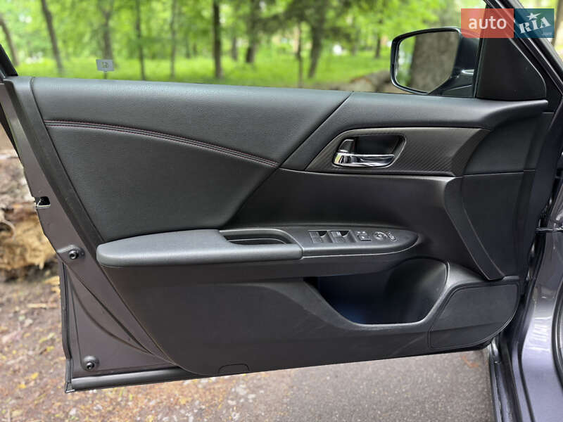 Седан Honda Accord 2017 в Виннице