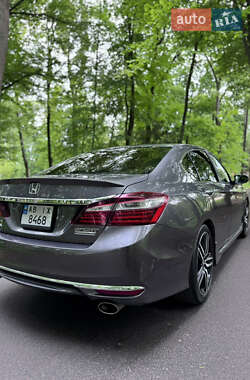Седан Honda Accord 2017 в 
