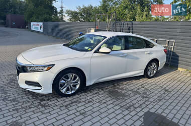 Седан Honda Accord 2018 в 