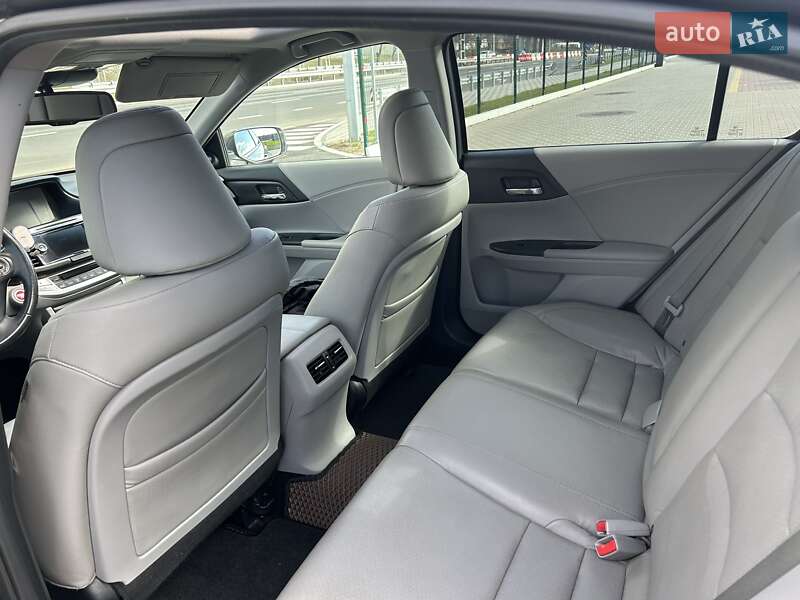 Седан Honda Accord 2013 в Києві фото 12 Седан Honda Accord 2013 в Києві