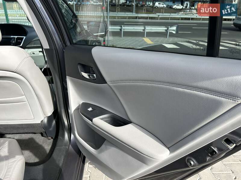 Седан Honda Accord 2013 в Києві фото 13 Седан Honda Accord 2013 в Києві