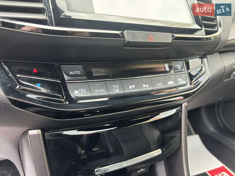 Купе Honda Accord 2017 в Дніпрі