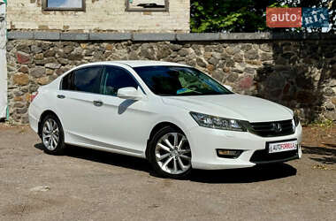 Седан Honda Accord 2013 в Києві