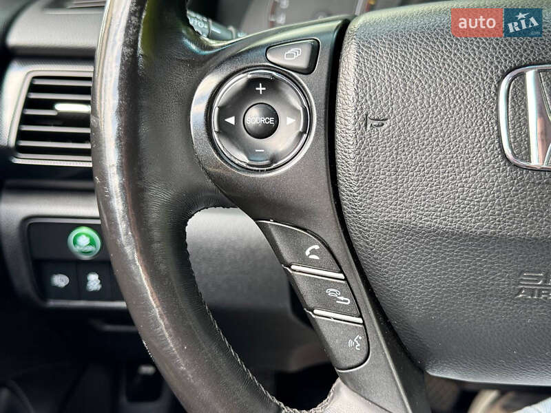 Седан Honda Accord 2013 в Киеве