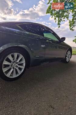 Купе Honda Accord 2008 в 