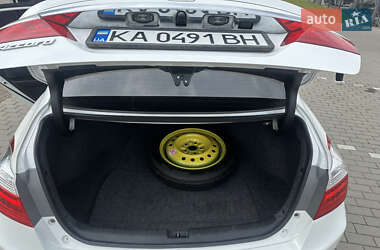 Седан Honda Accord 2013 в 