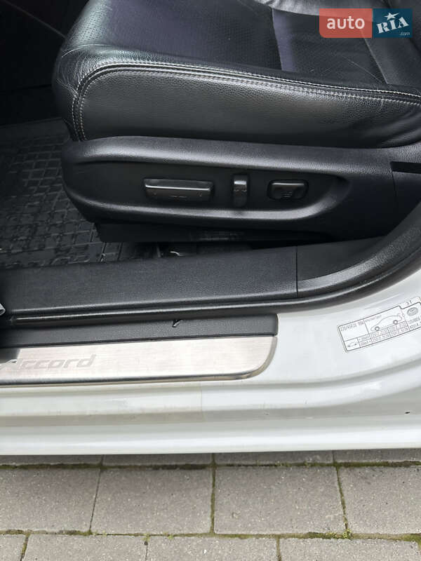 Седан Honda Accord 2013 в Долині