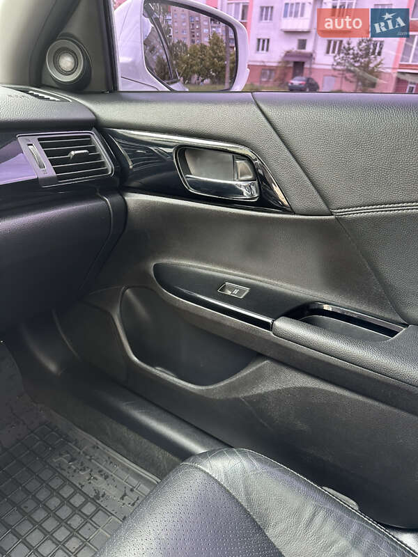 Седан Honda Accord 2013 в Долині