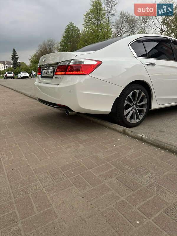 Седан Honda Accord 2013 в Долині