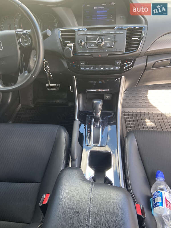 Седан Honda Accord 2017 в Запоріжжі