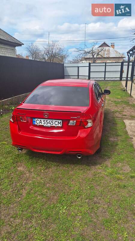 Седан Honda Accord 2010 в Черкассах