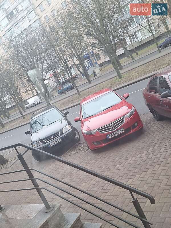 Седан Honda Accord 2010 в Черкассах