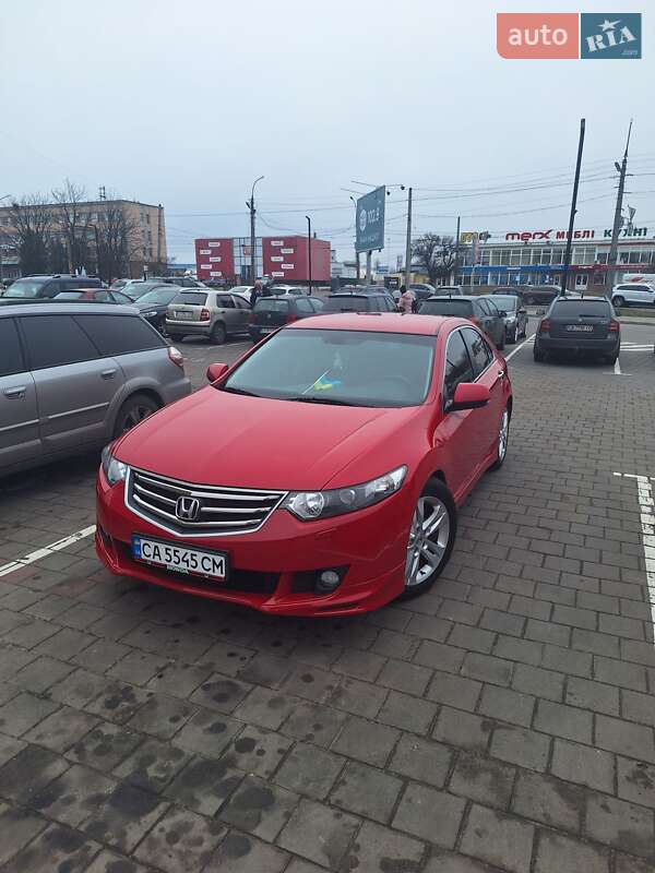 Седан Honda Accord 2010 в Черкассах