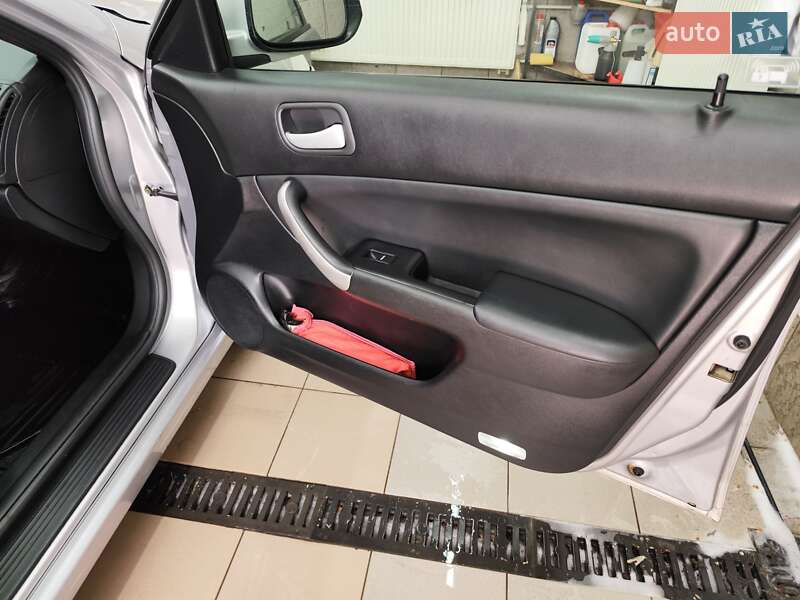 Универсал Honda Accord 2003 в Харькове