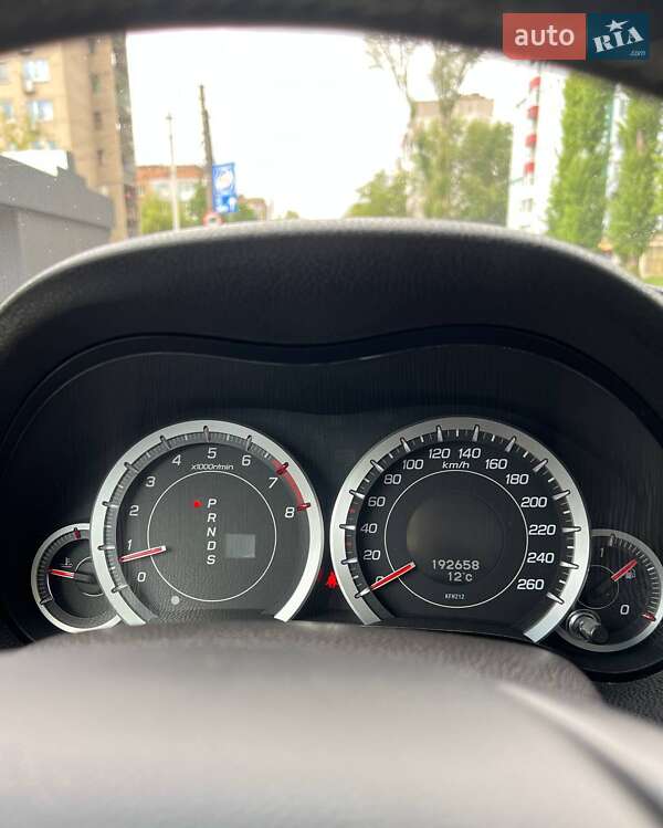 Седан Honda Accord 2011 в Кривом Роге