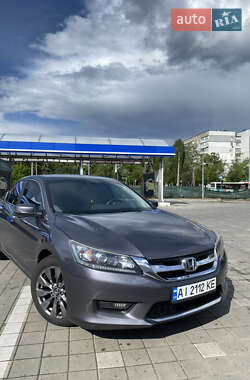 Седан Honda Accord 2013 в Черкасах