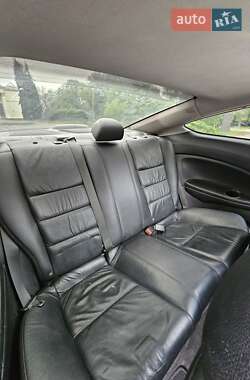 Купе Honda Accord 2012 в 