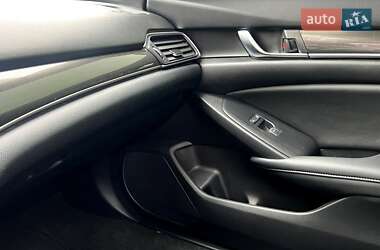 Седан Honda Accord 2020 в 