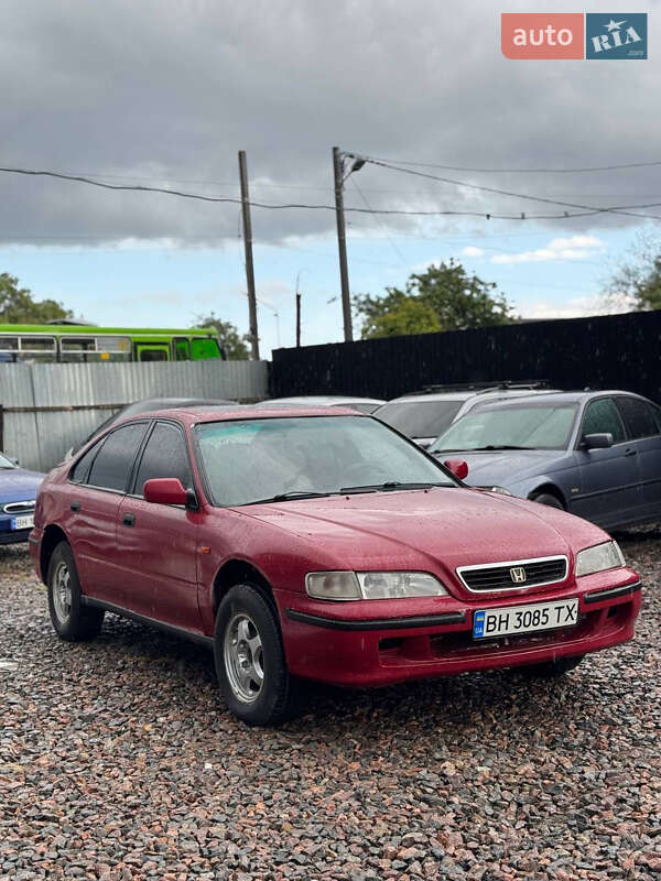 Седан Honda Accord 1996 в Одесі