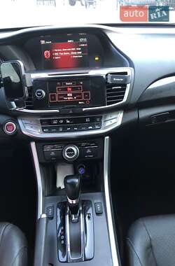 Купе Honda Accord 2014 в 