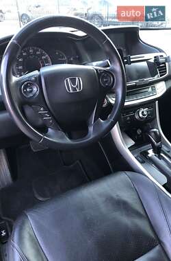 Купе Honda Accord 2014 в 