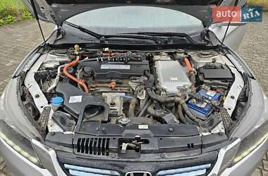 Седан Honda Accord 2015 в 