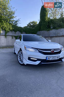 Седан Honda Accord 2017 в Запорожье