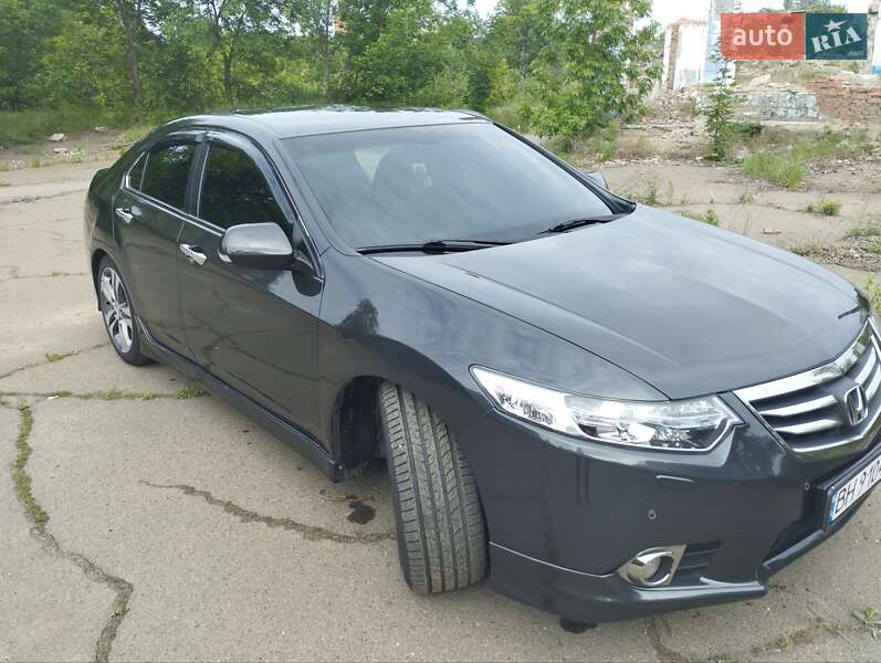 Седан Honda Accord 2012 в Первомайську