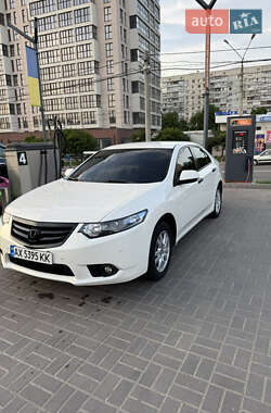 Седан Honda Accord 2011 в 