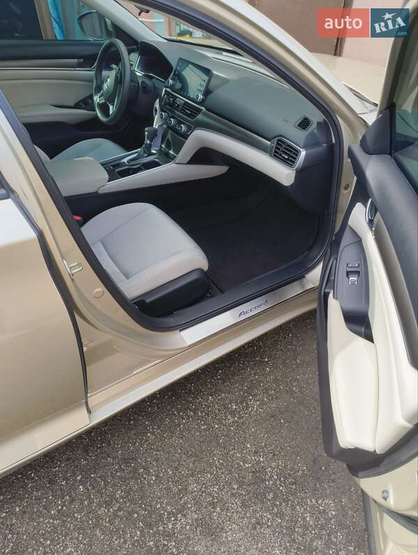 Седан Honda Accord 2018 в Броварах фото 5 Седан Honda Accord 2018 в Броварах