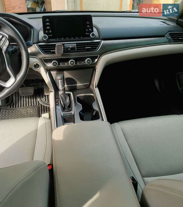 Седан Honda Accord 2018 в Броварах фото 8 Седан Honda Accord 2018 в Броварах
