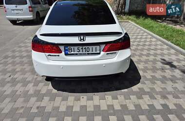 Седан Honda Accord 2013 в 