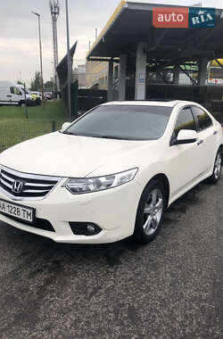 Седан Honda Accord 2011 в Киеве