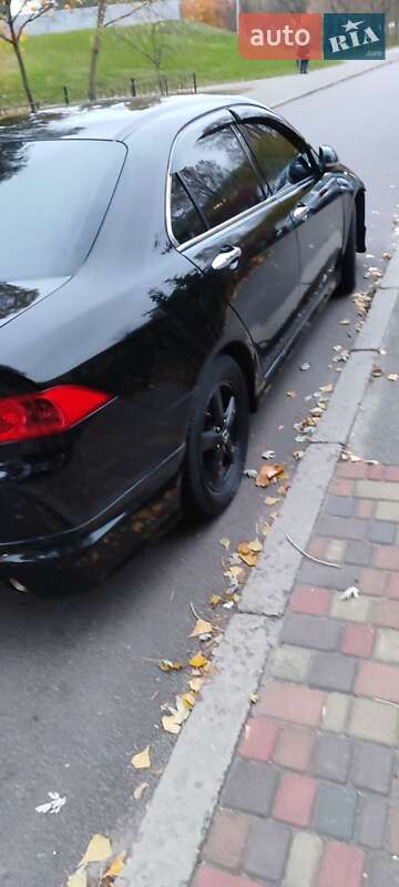 Седан Honda Accord 2006 в Києві