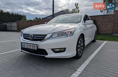 Седан Honda Accord 2015 в 