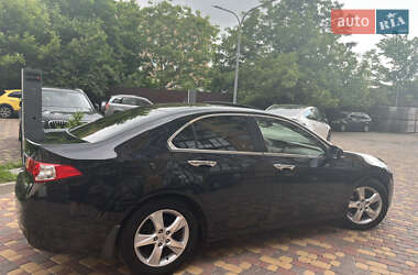 Седан Honda Accord 2012 в 